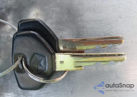 1989 Dodge Daytona Es from USA, damaged, VIN 1B3XG44K8KG159020